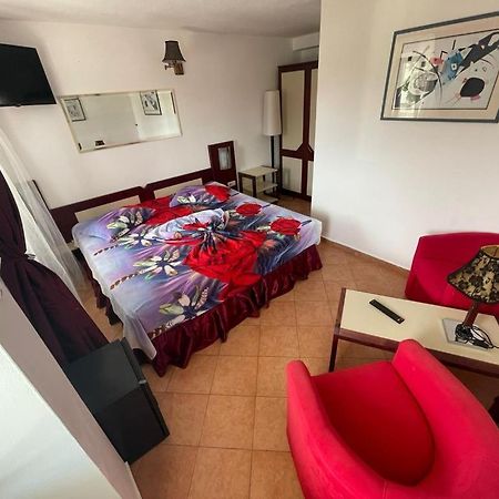 Pensiunea Coquette Costinesti Hotell Exteriör bild